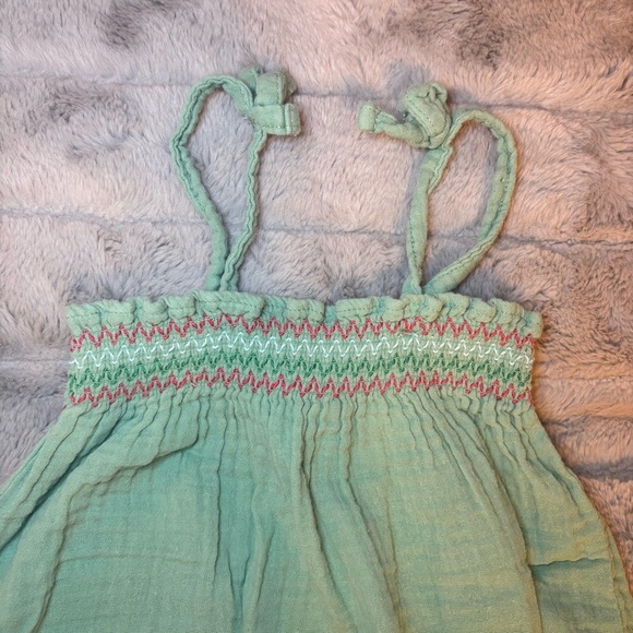 24 Months Curious by Peek Green Smocked Romper, Snap Buttons, St Patrick’s Day - Picture 6 of 8